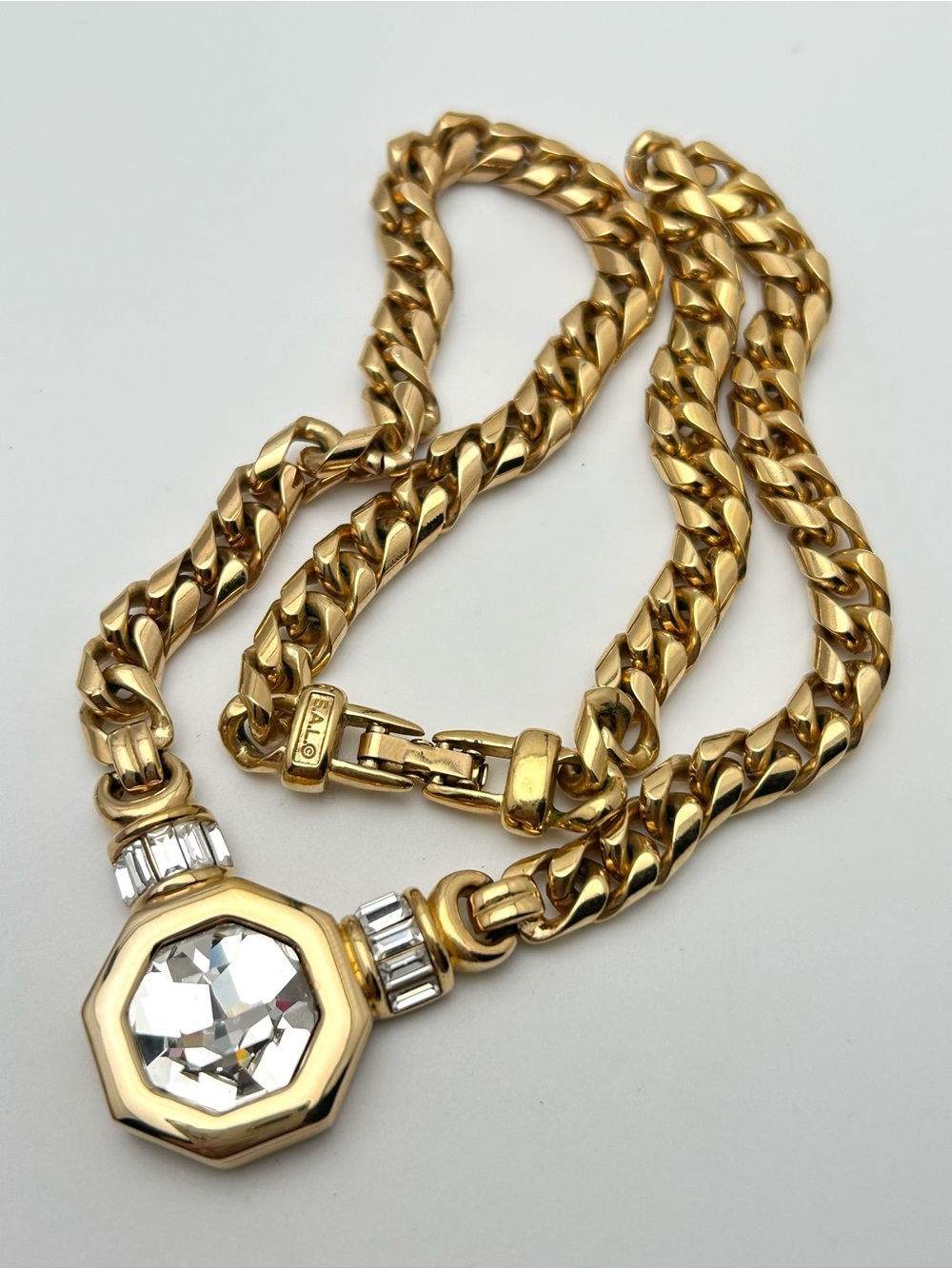 Swarovski Crystal Vintage SAL Large Crystal & Baguettes Fixed Pendant Necklace